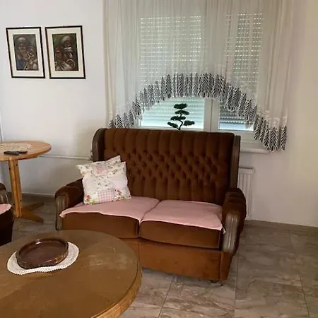 Zivahna Hisa Sveti Jurij ob Scavnici